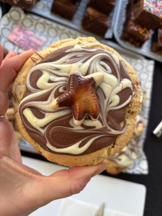 Seashell Nutella Stuffed Cookie