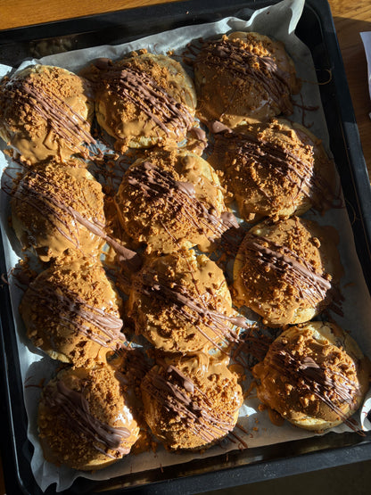 Biscoff stuffed cookies